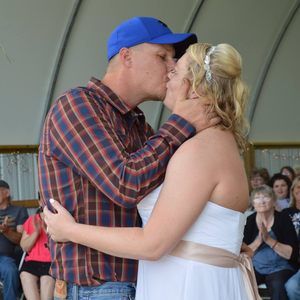 Meet your Posher, Robert-brandi